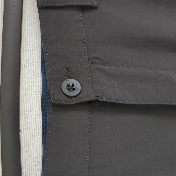 Izod Men's Performance Golf Pants In Black. 32x31 Excellent Condition - Picture 3 of 12